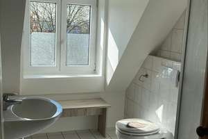 Charmante DG-Wohnung  - renoviert, mit neuer EBK und separatem Speicher in Lübeck – Schwartauer Allee 121, 23554 Sankt Lorenz Nord, Lübeck – Vorschaubild 7