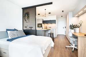 Exklusive möblierte 1-Zimmer-Wohnung mit gehobener Innenausstattung in München - Schwabing – Leopoldstraße 202, 80805 München – Vorschaubild 1
