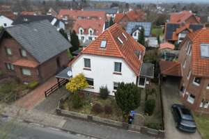 Freistehendes Einfamilienhaus mit Garten in begehrter Lage von Bad Oeynhausen – Die vollständige Adresse der Immobilie erhältst du vom Anbieter., 32547 Bad Oeynhausen – Vorschaubild 6