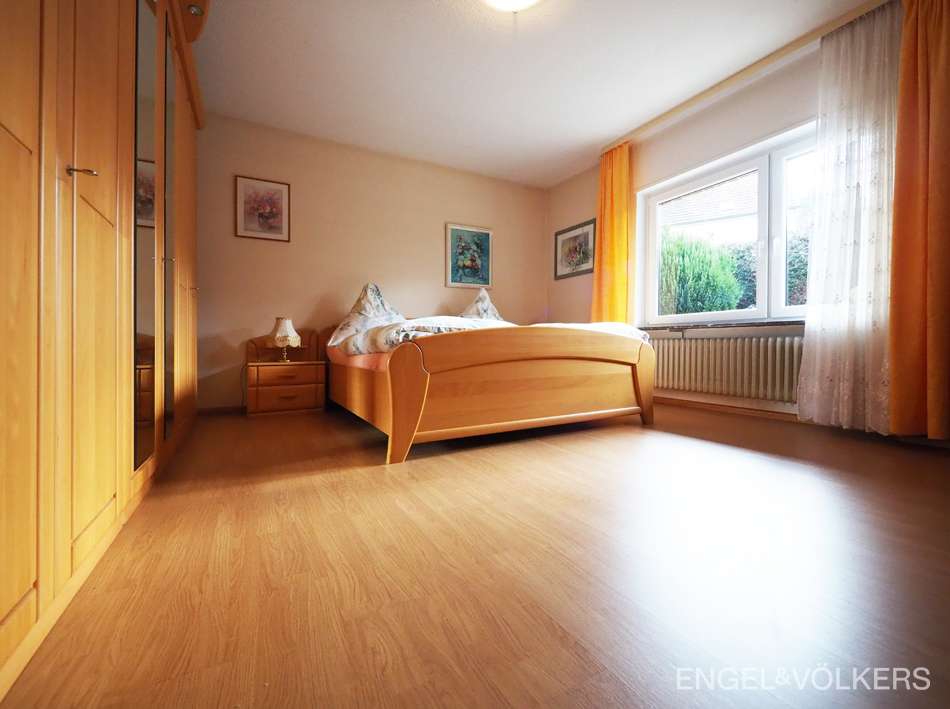 Immobilie in Sankt Wendel - NEUER PREIS: Weitblick inklusive – Einfamilienhaus eingebettet von Grün in Niederlinxweiler! - Bild 0