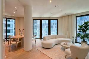 FOUR: City Apartment mit Mainhattan View – 60315 Innenstadt, Frankfurt am Main – Vorschaubild 1