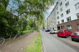 Großzügig geschnittene und leerstehende 3-Zimmer-Dachgeschosswohnung in urbaner Bilker Wohnlage! – Die vollständige Adresse der Immobilie erhältst du vom Anbieter., 40223 Bilk, Düsseldorf – Vorschaubild 24