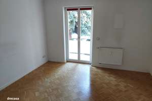 EG-3R-Whg Gäste-WC Wanne Dusche Stellplatz Balkon! – Corinthstraße 5, 1219 Leubnitz-Neuostra, Dresden – Vorschaubild 5