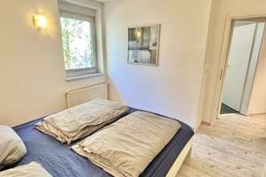 Individuelles EFH mit 2 Einheiten: 11 Zimmer, 409 m² Nutzfl., Keller, Pool, großer Garten! – Puschkinallee xx, 15745 Wildau – Vorschaubild 7