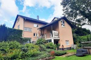 Freist. Zweifamilienhaus mit 2 großzügigen Eigentumswohnungen & tollem Grundstück – Die vollständige Adresse der Immobilie erhältst du vom Anbieter., 69168 Wiesloch – Vorschaubild 1