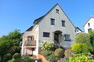 1 Haus mit 2 Wohneinheiten – Die vollständige Adresse der Immobilie erhältst du vom Anbieter., 57572 Niederfischbach – Vorschaubild 2