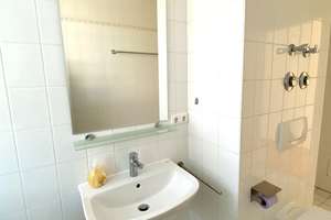 Property thumbnail 12