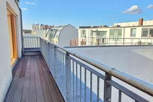 Helle, ruhige, Dachgeschosswohnung mit 2 Terrassen – Chausseestr. 104, 10115 Mitte (Ortsteil), Berlin – Vorschaubild 9