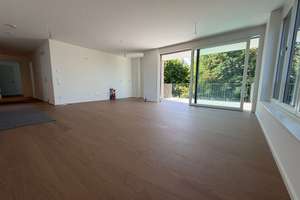 Sonnige 4,5-Zimmer-Neubauwohnung, Erstbezug mit Südwest-Balkon, Wellnessbad und idyllischer Ruhe – 70192 Killesberg, Stuttgart – Vorschaubild 3