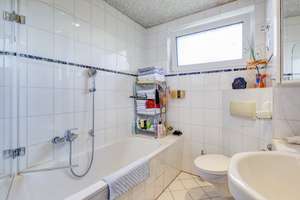 Komfortable 3-Zimmer-Wohnung mit Aufzug, Südbalkon und modernisiertem Interieur – Die vollständige Adresse der Immobilie erhältst du vom Anbieter., 12353 Buckow, Berlin – Vorschaubild 4