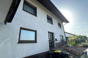 Einfamilienhaus mit ELW, gesamt 211 m² WFL, 751 m² Grundstück, Wintergarten u. Doppelgarage – Birkenstraße 7, 74850 Schefflenz – Vorschaubild 4