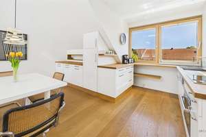 Stilvoll wohnen über den Dächern – vollmöblierte Design-Dachgeschosswohnung mit Dachterrasse und Kli – Die vollständige Adresse der Immobilie erhältst du vom Anbieter., 81547 Giesing, München – Vorschaubild 6