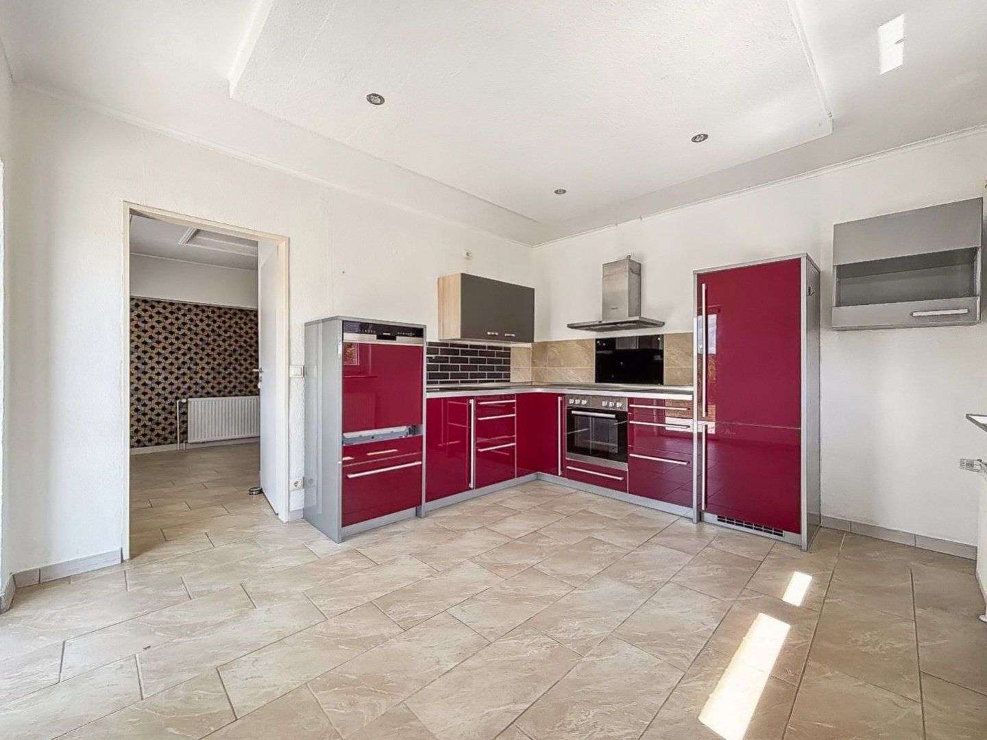 Immobilie in Uetze - Großes 1-2 Familienhaus mit ca. 203 m² Wohnfläche in Uetze-Krausenburg - Bild 3