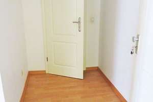 Moderne 68m² Etagenwohnung in Saarbrücken – Die vollständige Adresse der Immobilie erhältst du vom Anbieter., 66111 St. Johann, Saarbrücken – Vorschaubild 2