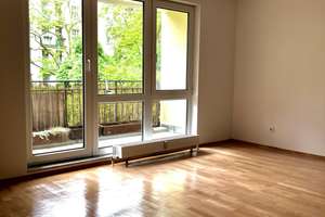 RESERVIERT: Gepflegte 2-Zimmer Wohnung mit Balkon und TG-Platz im 1. OG in Köln Südstadt