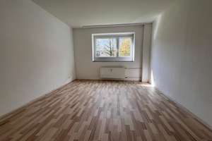 Geräumige 2-Zimmer Wohnung mit Balkon in Vohwinkel! – Engelshöhe 65, 42329 Vohwinkel, Wuppertal – Vorschaubild 4