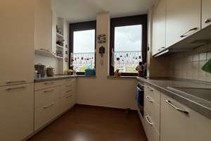 Schöne 3 Zimmer Wohnung mit Balkon Zentral in Brackwede Kirche mit Küche, Tiefgarage – Die vollständige Adresse der Immobilie erhältst du vom Anbieter., 33647 Brackwede, Bielefeld – Vorschaubild 5