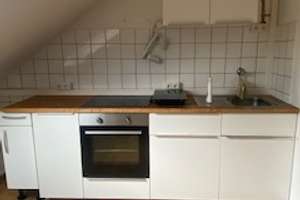 Duisburg - Duissern :  Dachgeschosswohnung mit EBK – Konradinstraße 30, 47058 Duissern, Duisburg – Vorschaubild 5