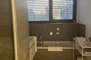 Wunderschöne 3 Zimmer- Wohnung mit zwei Bädern und Luxus Ausstattung im Hofgarten Karree Karlsruhe – Kußmaulstraße 5, 76187 Nordweststadt, Karlsruhe – Vorschaubild 12