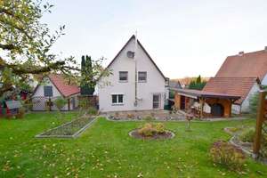 Top gepflegtes, schönes Einfamilienhaus mit Kamin, 2 Bädern + moderner Einbauküche... – Die vollständige Adresse der Immobilie erhältst du vom Anbieter., 38259 Salzgitter-Bad, Salzgitter – Vorschaubild 9