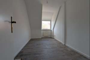 Frisch sanierte 2-Zimmer-Wohnung mit sonnigem Balkon – Julius-Ludowieg-Straße 67, 21073 Harburg (Ortsteil), Hamburg – Vorschaubild 3