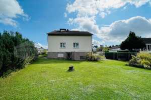 Großes Zweifamilienhaus in beliebter Taunussteiner Wohnlage -provisionsfrei- – Rheingau-Taunus-Kreis – Vorschaubild 1