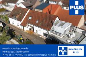HOMBURG-SANDDORF; GROSSZÜGIGES 2 FH MIT PARKÄHNLICHEM GRUNDSTÜCK – Die vollständige Adresse der Immobilie erhältst du vom Anbieter., 66424 Homburg – Vorschaubild 1