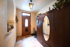 Charmantes Reihenmittelhaus mit Altbau-Flair – großzügig wohnen im Herzen von Deidesheim – Die vollständige Adresse der Immobilie erhältst du vom Anbieter., 67146 Deidesheim – Vorschaubild 2