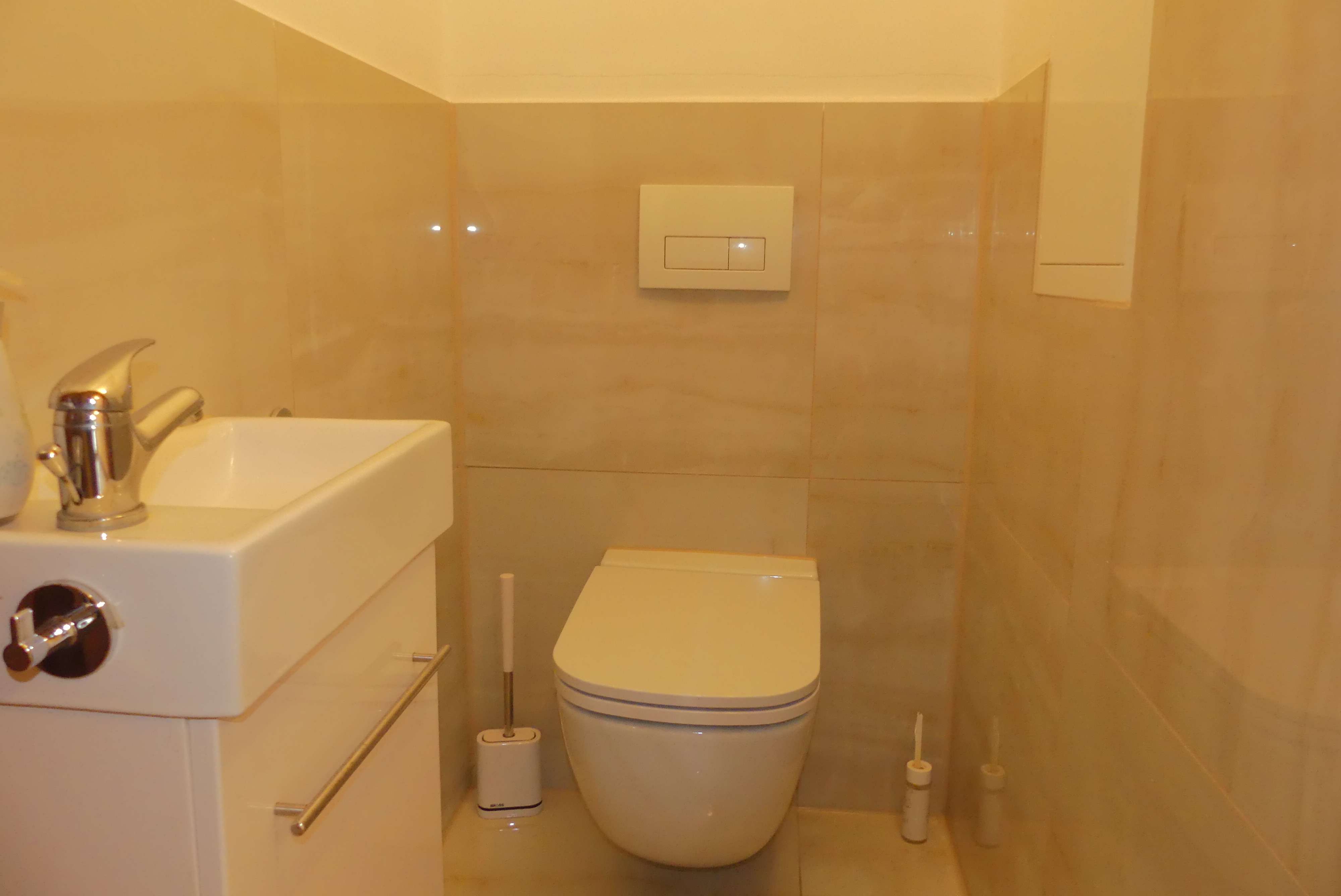 Immobilie in Brombachtal - ***Saniertes Wohnhaus mit einer traumhaften Aussicht im "Herrenwäldchen" in Brombachtal*** - Bild 3