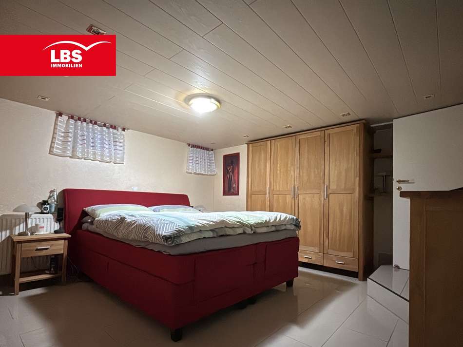 Schlafzimmer KG