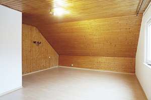 TRAUMHAFTE AUSSICHT, VIEL PLATZ + PRIVATSPHÄRE! IHR FREISTEHENDES ZUHAUSE IN HÖHEN-RANDLAGE – Die vollständige Adresse der Immobilie erhältst du vom Anbieter., 63846 Laufach – Vorschaubild 8