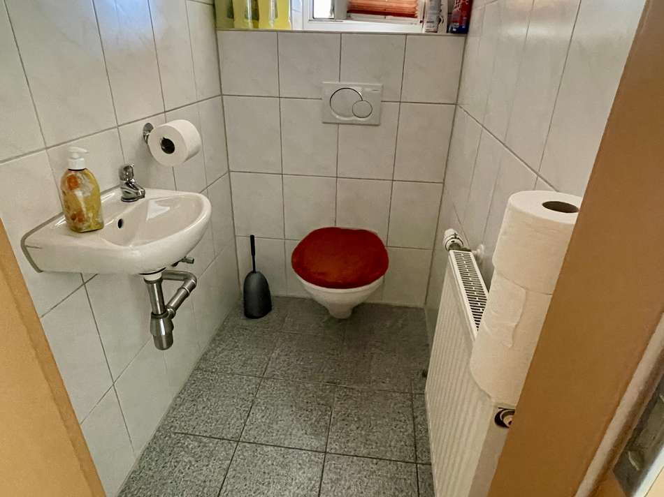 Gaste-WC EG