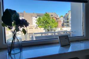 Möblierte Ein-Zimmer-Wohnung in Stadtmitte  – Bahnstraße 70, 40210 Stadtmitte, Düsseldorf – Vorschaubild 1