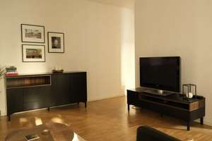 Temporary: Furnished & Modern 2-Bedroom Oasis in Prenzlauer Berg  – Buchholzer Straße 2a, 10437 Prenzlauer Berg, Berlin – Vorschaubild 2