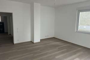 Zuhause mit 2 Zimmern in Stuttgart Untertürkheim – Stubaier Straße 26, 70327 Untertürkheim (Ortsteil), Stuttgart – Vorschaubild 4