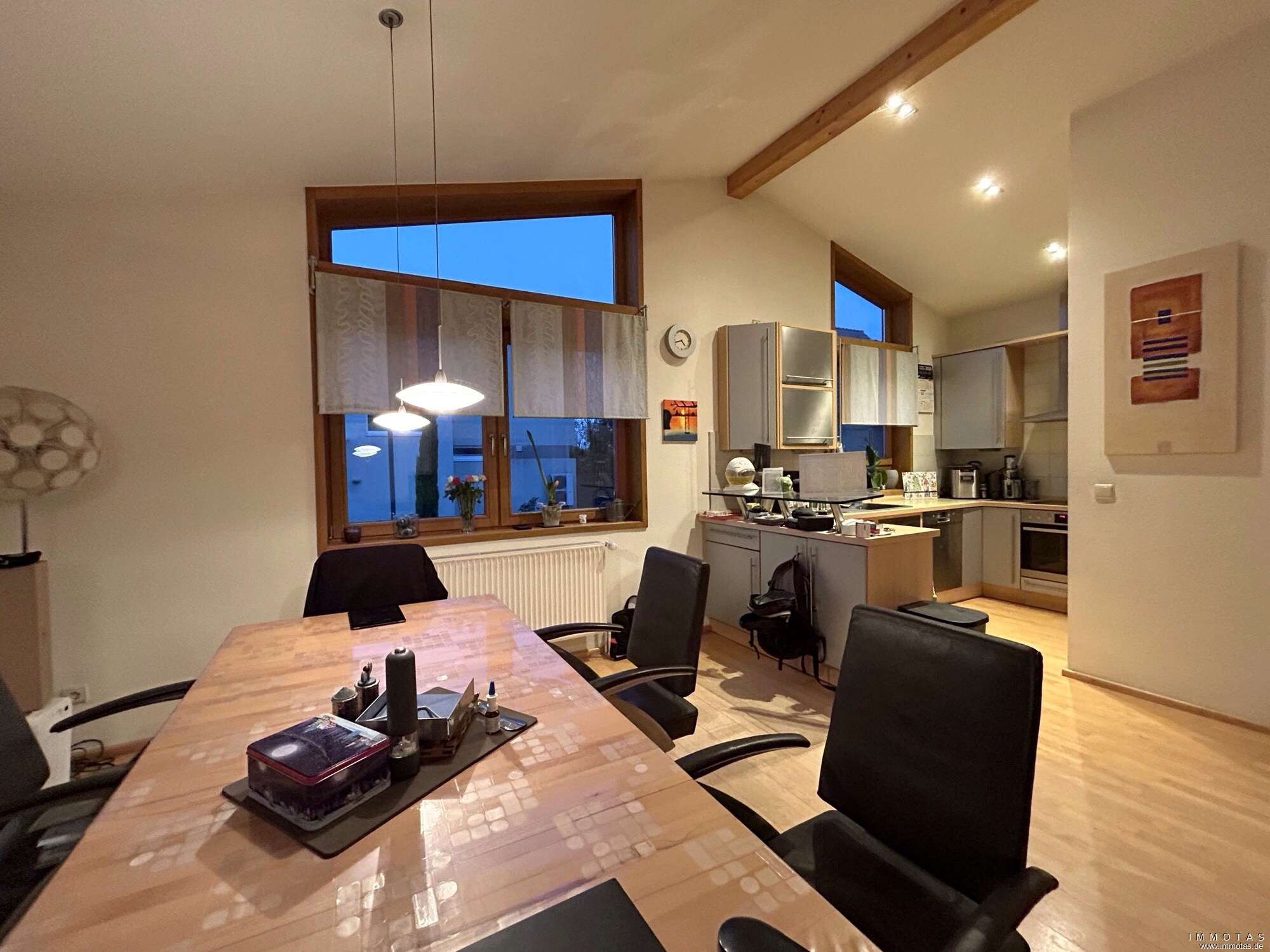 Immobilie in Erbes-Büdesheim - Familienfreundliches Nagelhaus-Einfamilienhaus mit ELW zur Vermietung oder Mehrgenerationenwohnen - Bild 2