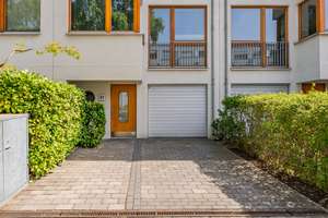 Stilvolles Townhouse nahe Uferpromenade mit Dachterrassen und durchdachtem Grundriss – Die vollständige Adresse der Immobilie erhältst du vom Anbieter., 10317 Rummelsburg, Berlin – Vorschaubild 2