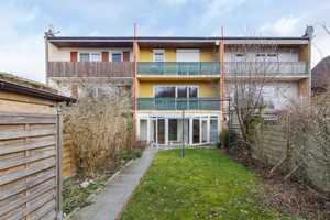 großzügiges und solides Reihenmittelhaus in schöner Wohnlage von Plön – Plön (Kreis) – Vorschaubild 2