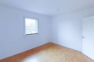 1. Monat mietfrei! Platz und Lebensqualität: 3-Zimmer-Wohnung mit Balkon! – Grünhofer Weg 34, 13581 Spandau (Ortsteil), Berlin – Vorschaubild 7