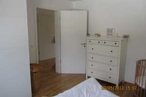 EXKLUSIVE KAPITALANLAGE BJ. 2010 MIT 3,6% RENDITE IN KAARST VIER WOHNUNGEN 390 QM WFL. DREI GARAGEN – Gemsenstraße 46a, 41564 Neuss (Rhein-Kreis) – Vorschaubild 6