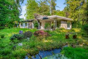 Verborgenes Paradies: Exklusiver Bungalow inmitten grüner Oase – Die vollständige Adresse der Immobilie erhältst du vom Anbieter., 21244 Buchholz in der Nordheide – Vorschaubild 1
