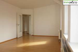 Mitten in der City! 2-Raum Dachgeschosswohnung in bester Innenstadtlage mit Tageslichtbad und Wanne. – Einsteinstraße 1, 39104 Altstadt, Magdeburg – Vorschaubild 11