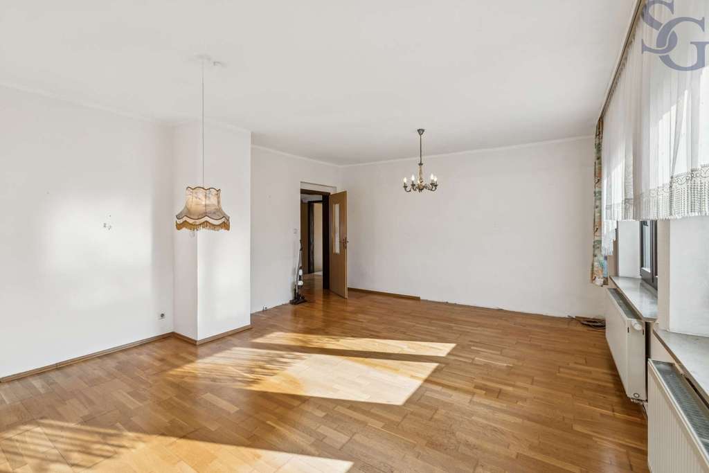 Immobilie in Teuchern - Doppelhaushälfte für die ganze Familie - ruhige Oase mit Feldblick | Pool | Terrasse & Garage - Bild 3