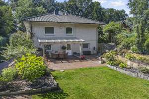 Ganderkesee-Bookholzberg | Repräsentativer Bungalow in Hanglage mit wunderschöner Gartenanlage – Die vollständige Adresse der Immobilie erhältst du vom Anbieter., 27777 Ganderkesee – Vorschaubild 18
