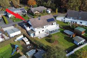 Ihr neues Zuhause: Familienfreundliche DHH mit Kaminofen, 522 m² Grdst. und sonnigem Balkon! – Altenkirchen (Westerwald) (Kreis) – Vorschaubild 3