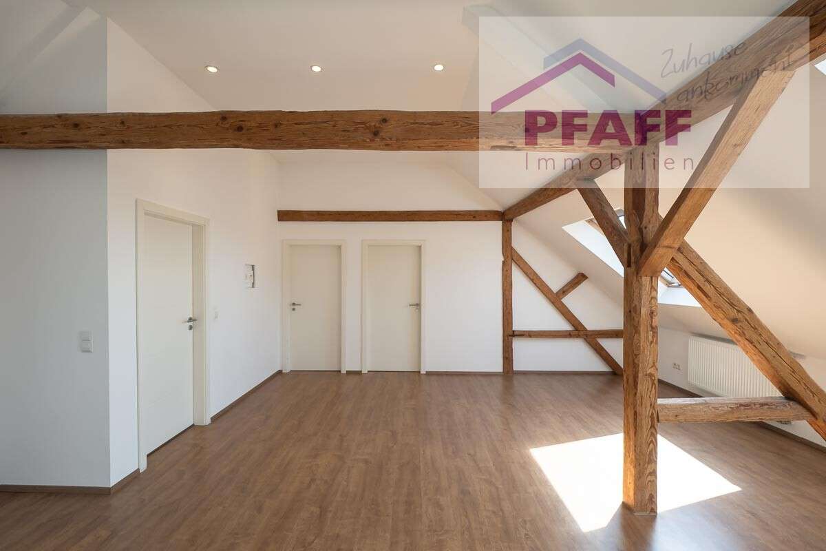 Immobilie in Gailingen am Hochrhein - Zuhause ankommen in Gailingen! Geteiltes Zweifamilienhaus mit schönem Garten + vielen Möglichkeiten - Bild 14