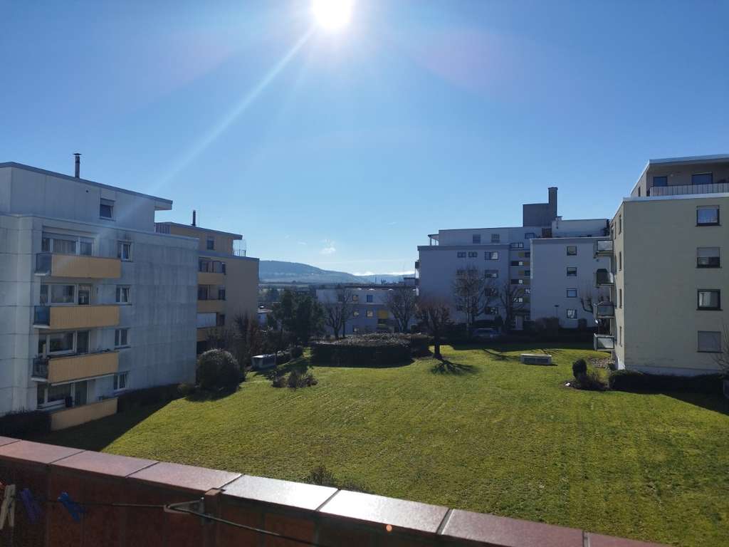 Immobilie in Kernen im Remstal - Helle, freundliche Wohnung mit Südbalkon und Tiefgarage - Bild 0