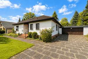 Ihr Projekt im Grünen: Lichtdurchfluteter Bungalow mit 940 m² Gartenidylle und Raum zur Entfaltung – Die vollständige Adresse der Immobilie erhältst du vom Anbieter., 22949 Ammersbek – Vorschaubild 5