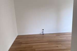 Frisch sanierte 3 Zimmer Wohnung mit zwei Balkonen in Rheinlage von Düsseldorf – 40545 Oberkassel, Düsseldorf – Vorschaubild 6
