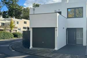 Modernes, großzügiges Einfamilienhaus mit Einliegerwohnung und Garage am Waldrand – Die vollständige Adresse der Immobilie erhältst du vom Anbieter., 64289 Kranichstein, Darmstadt – Vorschaubild 22
